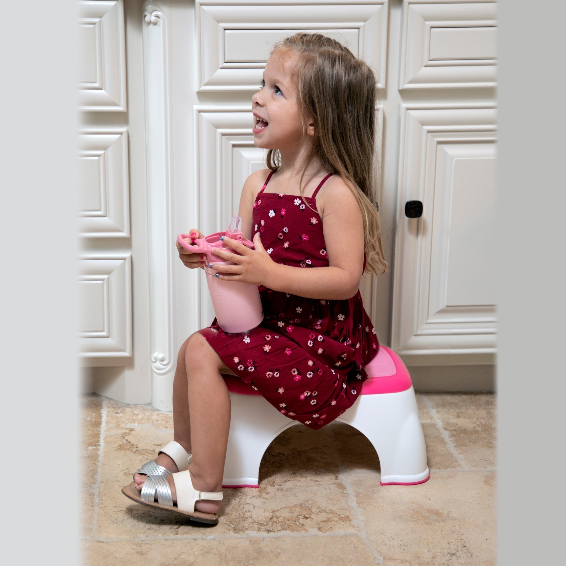 Toddler Step Stool (5WQJ)