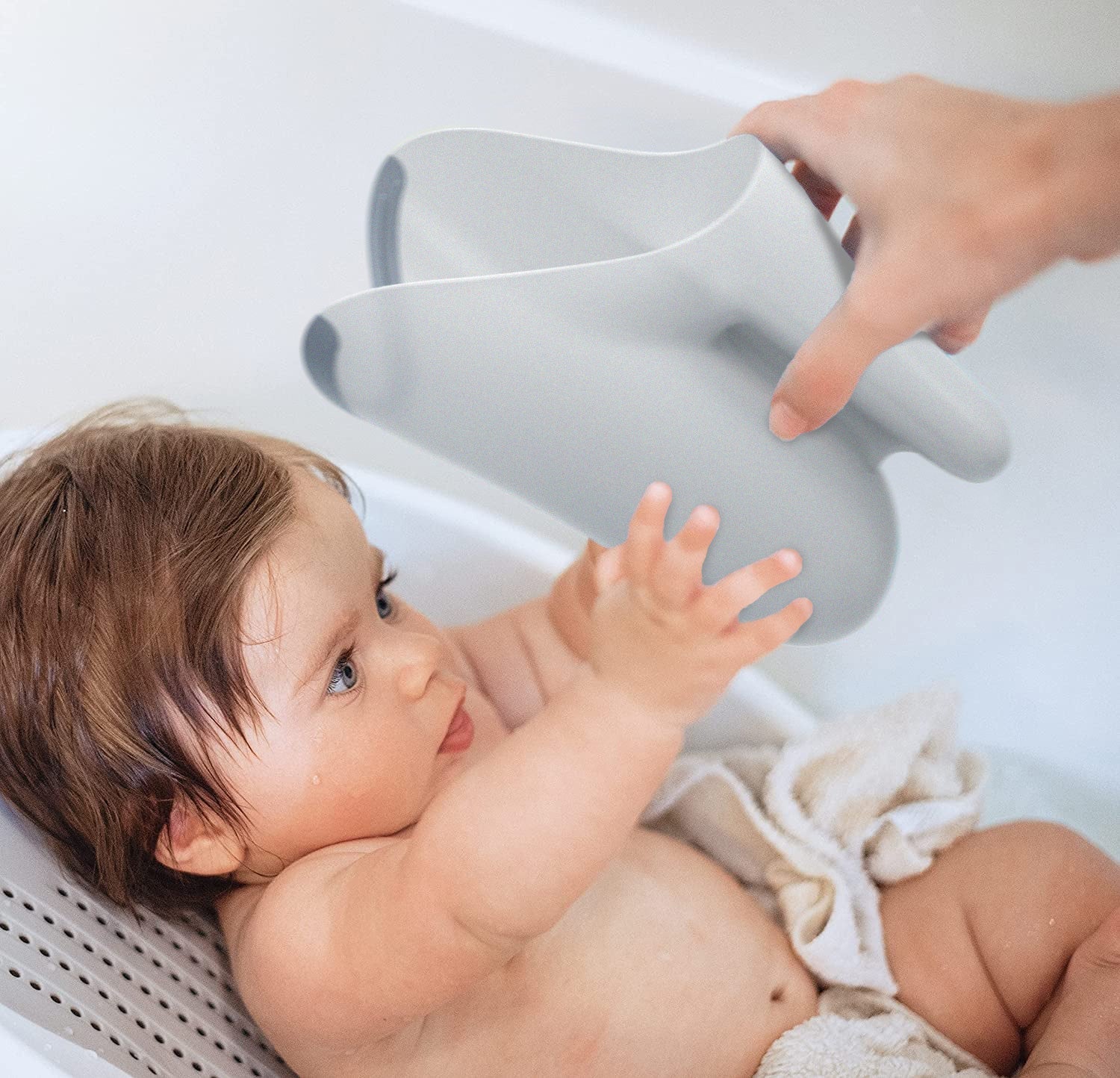 Tear-Free Rinse Pail (D2AW)
