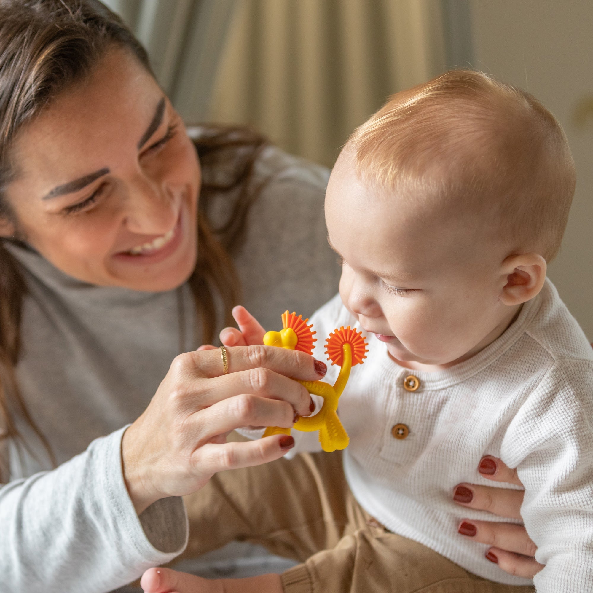On-the-Go Teething Times Bundle (R7XO)