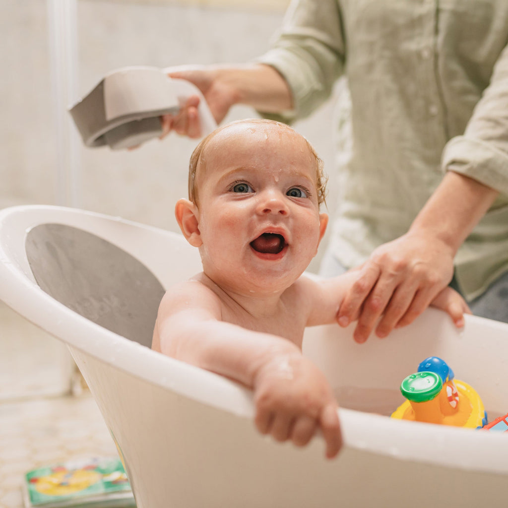 Collapsible Shampoo Rinse Cup (KKBF)