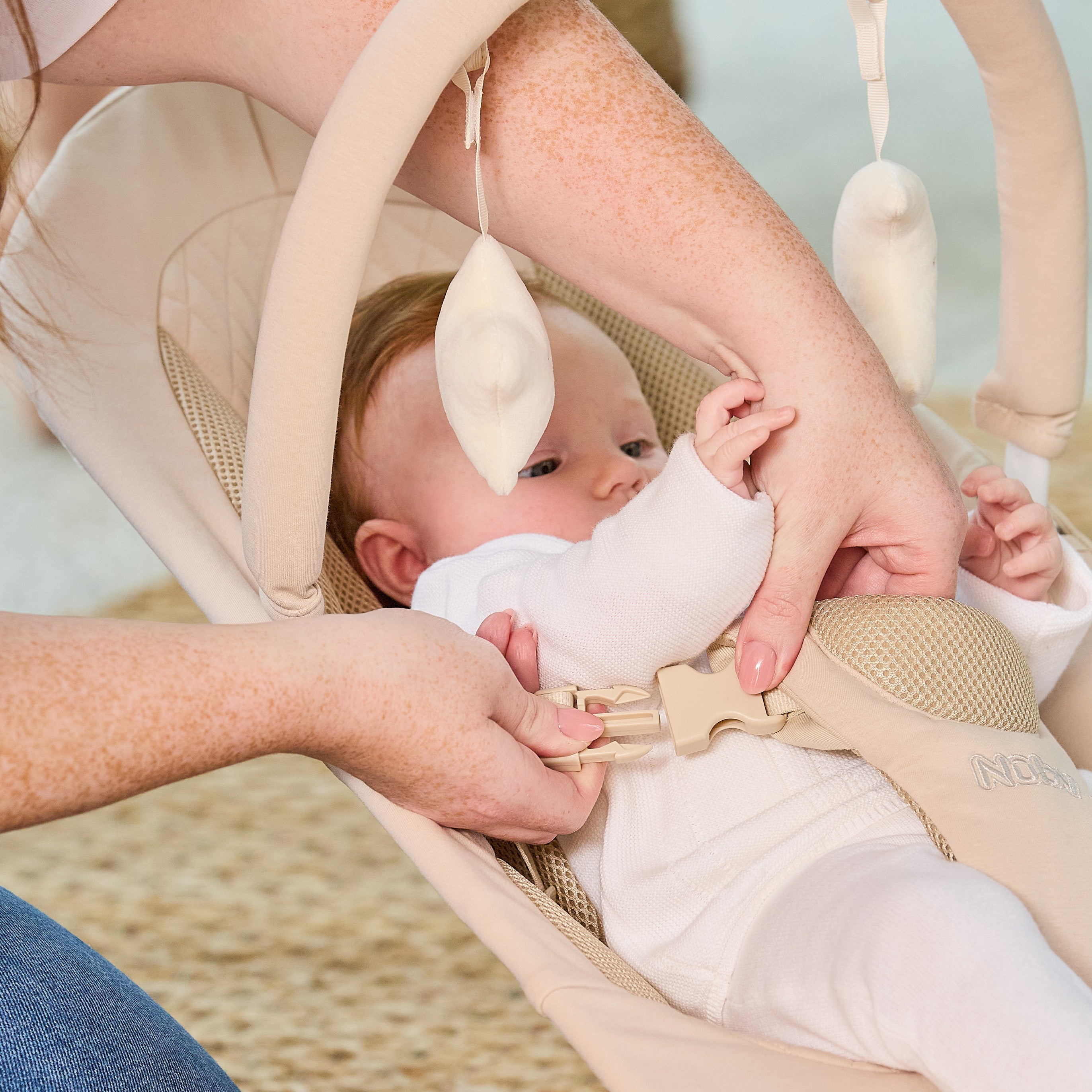 Deluxe Baby Bouncer Seat | Khaki (4HH0)