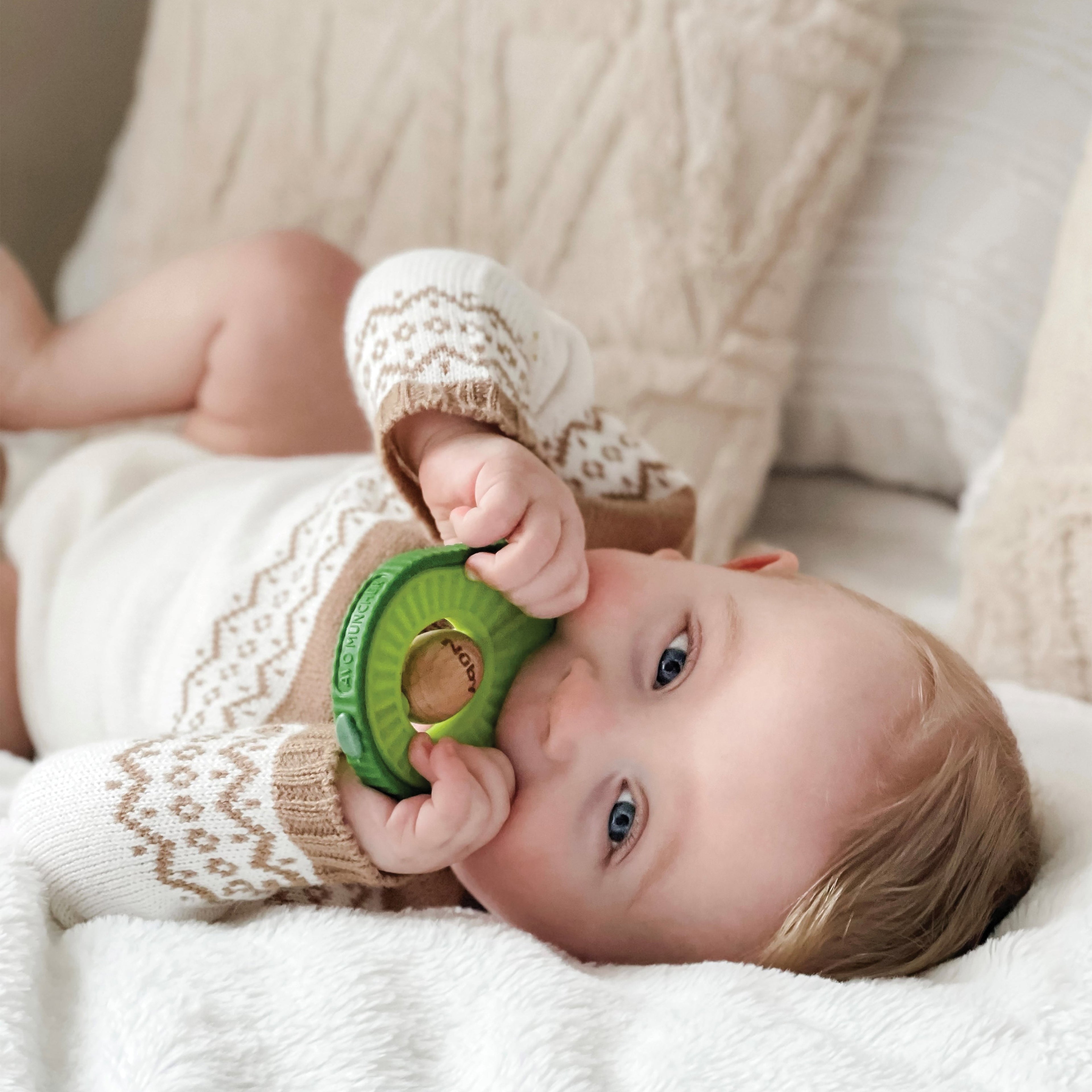 Avocado Muncher Wood and Silicone Teether (MW9S)
